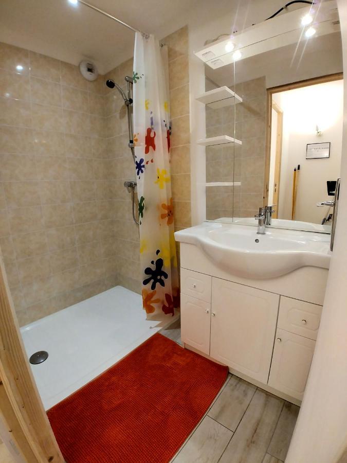 Hostel Les Cordees Liees 알비 외부 사진